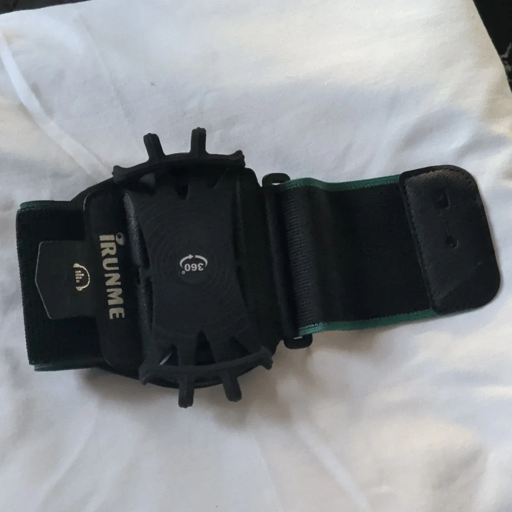 iRUNME Universal Cell Phone Armband w/ Hook & Loop, 360° Protection, Black/Green